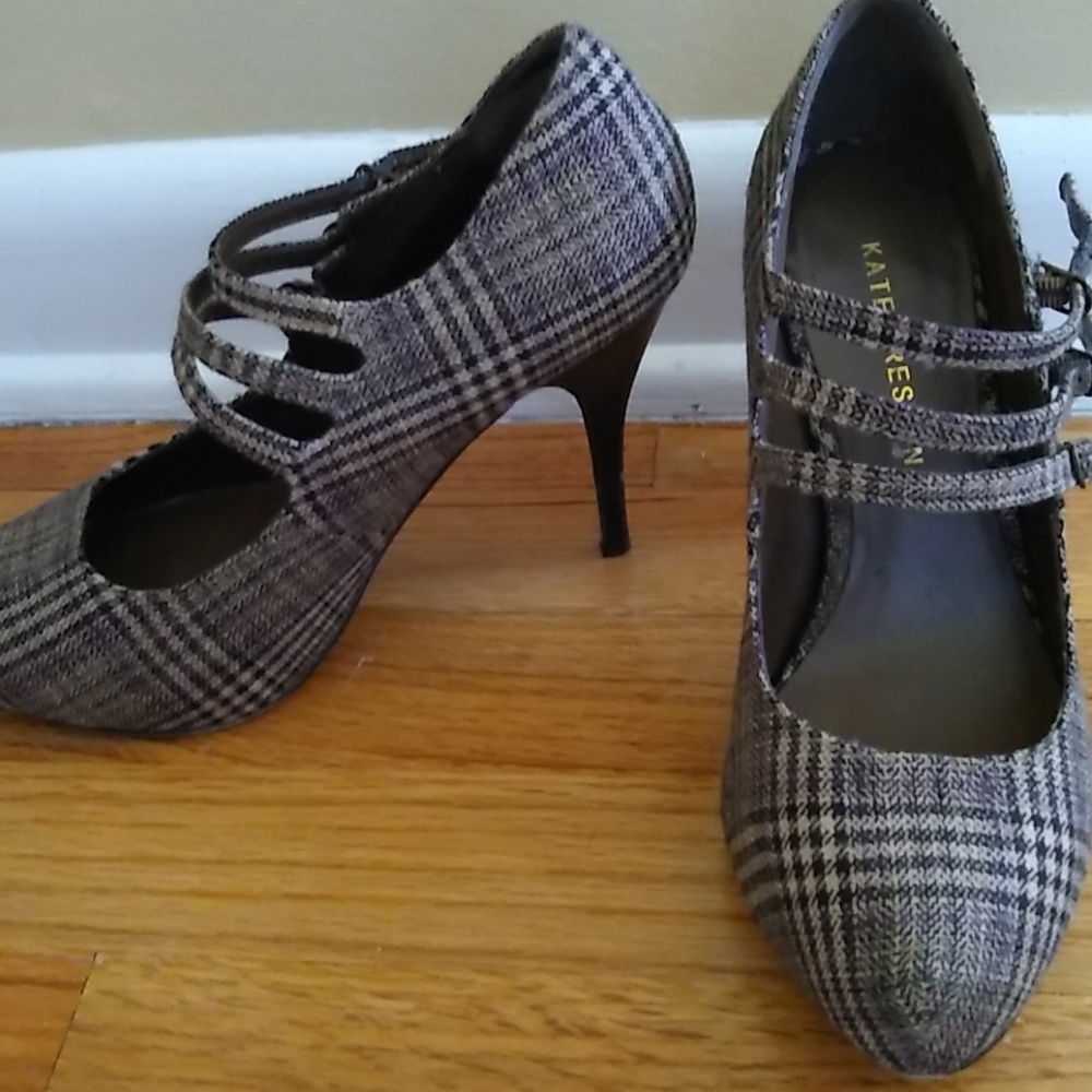 Kate Preston Pumps *bundle 3/$25*